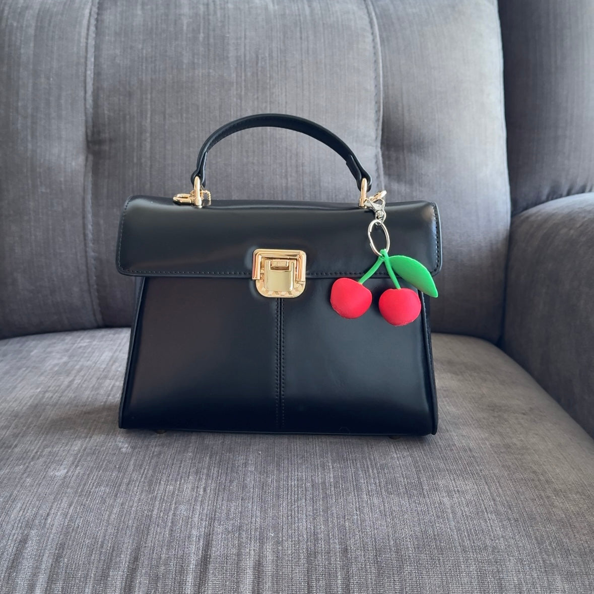 Customizable Cherry Bag Charm β Sweet & Stylish Accessory π
