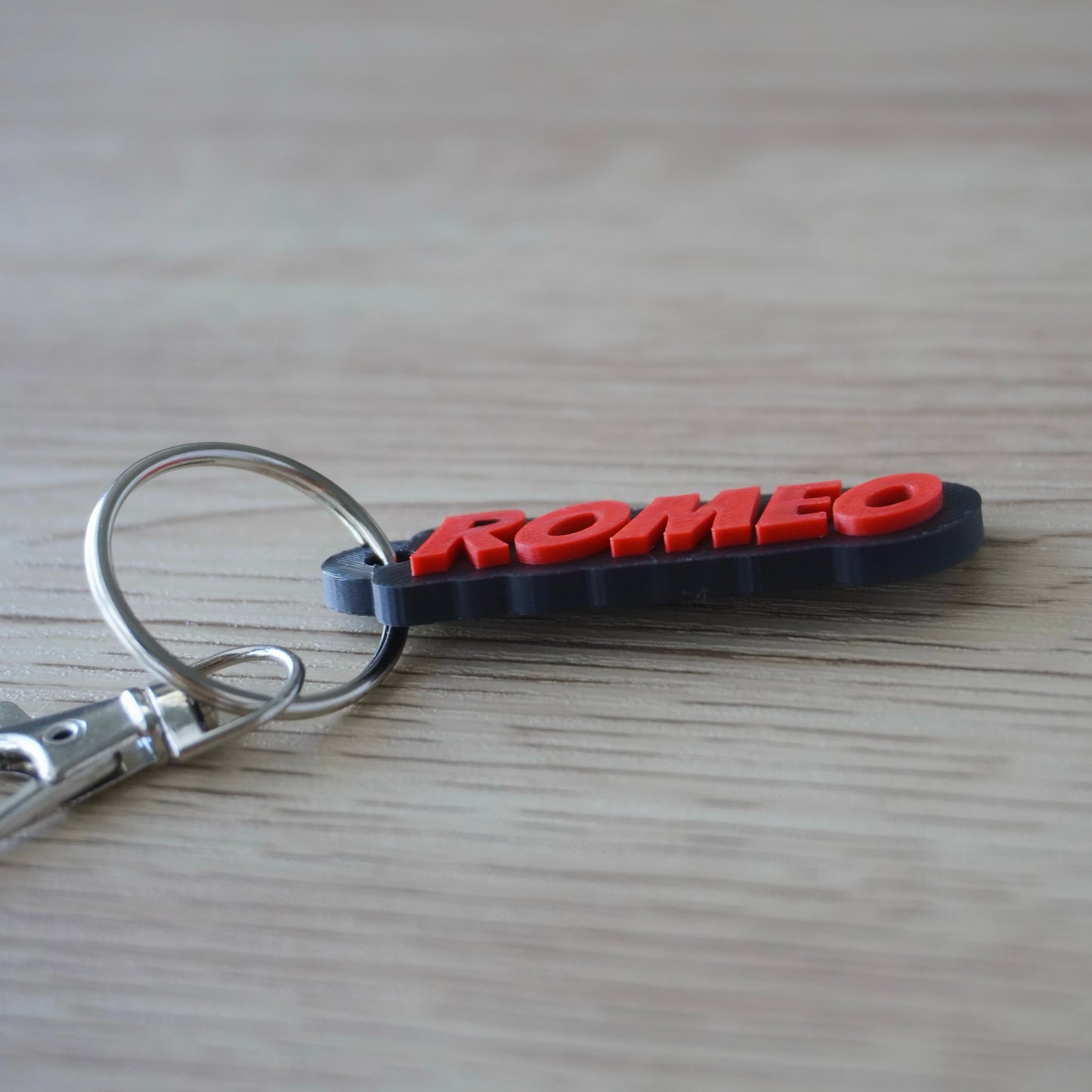 Customizable Name Tag Bag Charm – Personalized Keychain for Travel Lovers