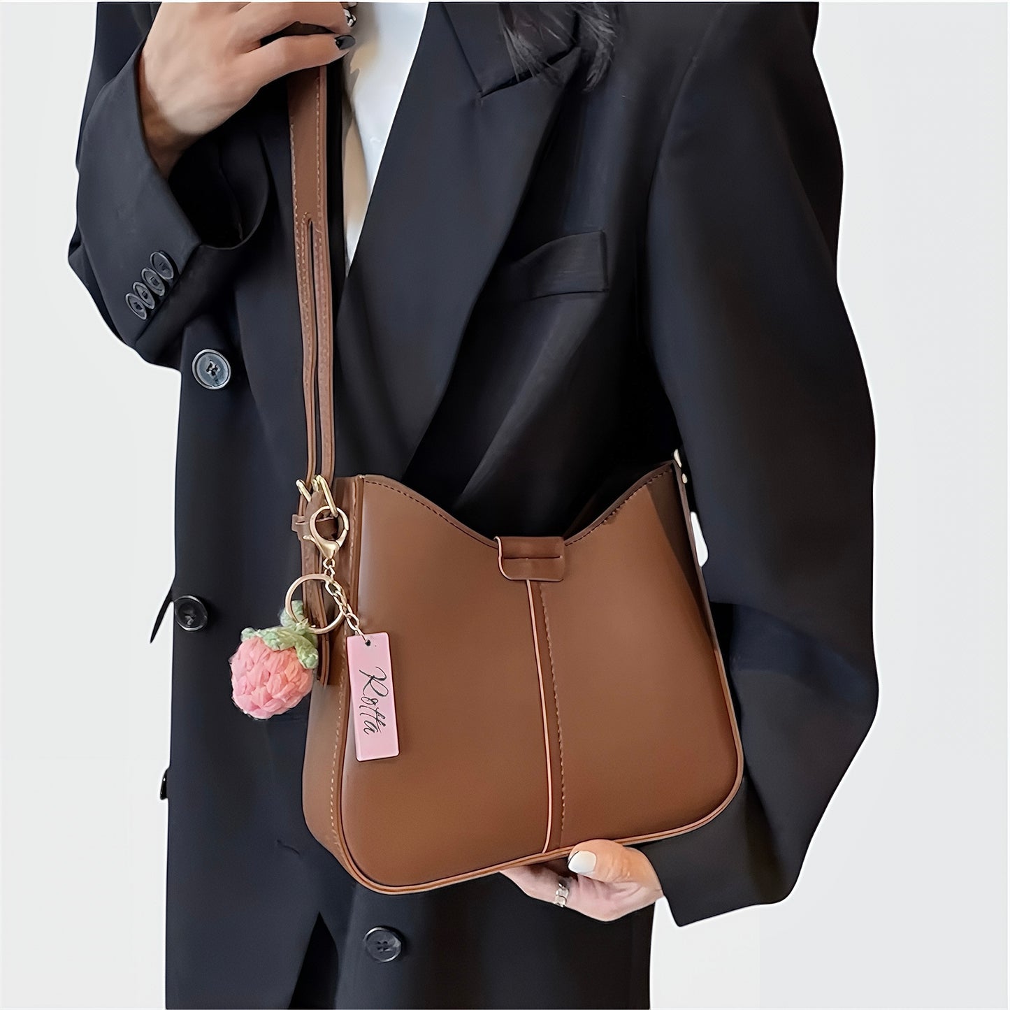 Liora Adjustable Strap Crossbody – Everyday Chic